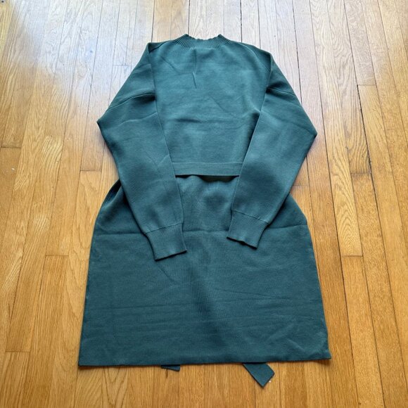 Elegant Green Women's Dress - Picture 13 of 16